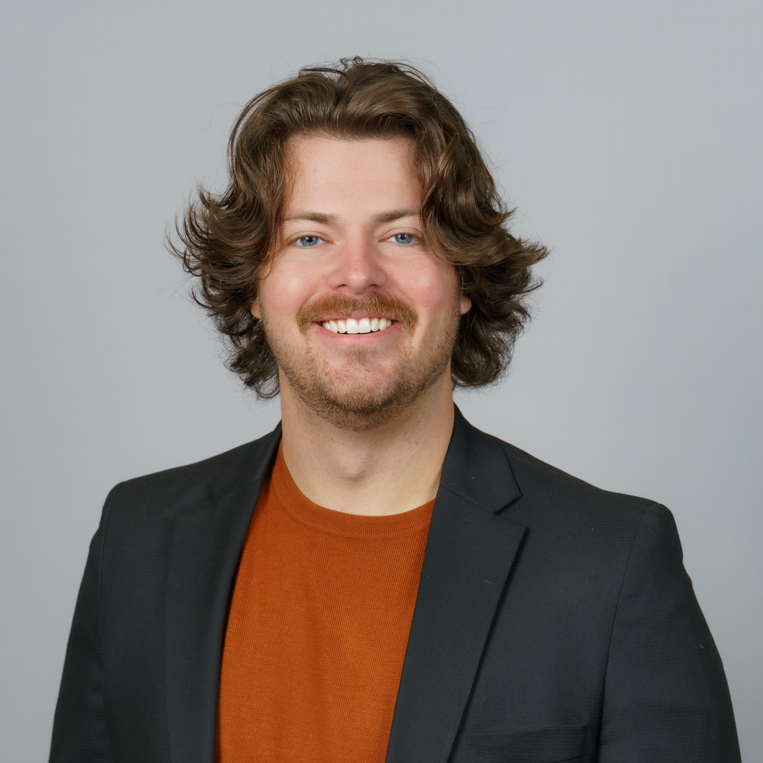 Headshot of Anthony Gray